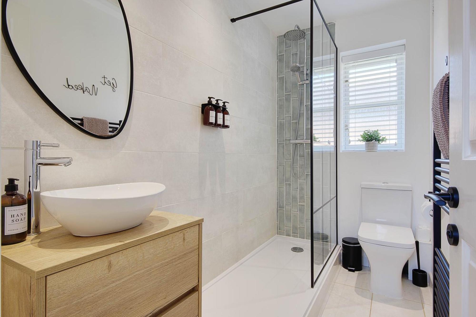 The Nook - Cosy Coastal Retreat Near Sandbanks 풀 외부 사진